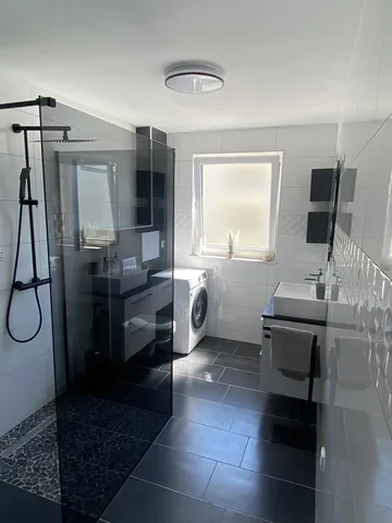 Dusche von Apartment 2.1 (Vorschau)